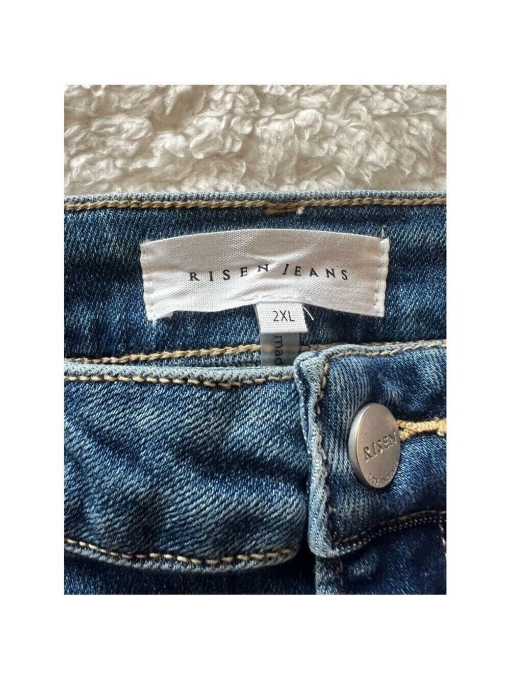 Risen Bleach Accent High Rise Jeans (2XL) - Picture 5 of 8